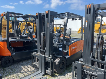 מלגזה חשמלית DOOSAN