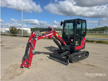מיני מחפר YANMAR