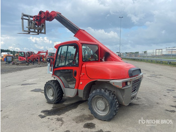 מפעיל טלסקופי JCB 520-40 Telehandler: תמונה 4