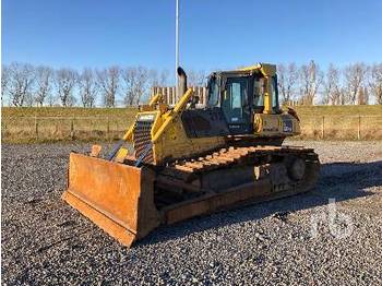 דחפור KOMATSU D65PX-15: תמונה 1