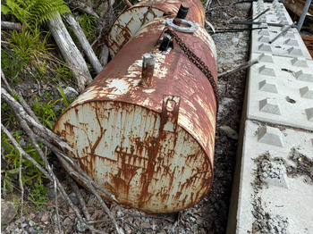 מכל אחסון Annet Diesel tank 1000 liter: תמונה 4 מכל אחסון Annet Diesel tank 1000 liter: תמונה 4
