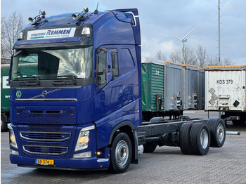 משאית עם שלדת תא VOLVO FH 460