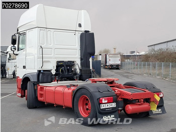 יחידת טרקטור DAF XF 530 4X2 SSC 2x Tanks Retarder Standklima ACC: תמונה 2