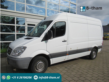 כלי רכב מסחרי עם לוח MERCEDES-BENZ Sprinter 313