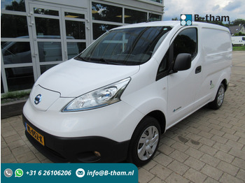 כלי רכב מסחרי קטן NISSAN e-NV200