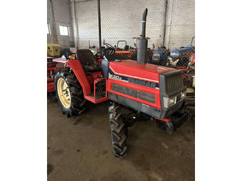 טרקטור חקלאי YANMAR