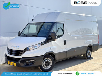כלי רכב מסחרי עם לוח IVECO Daily 35s14