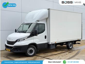 כלי רכב מסחרי עם תיבה IVECO Daily 35s16