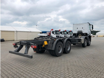 חָדָשׁ משאית עם שלדת תא Mercedes-Benz AROCS 4451: תמונה 5
