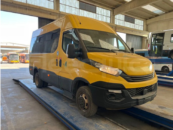 אוטובוס בית ספר IVECO Daily