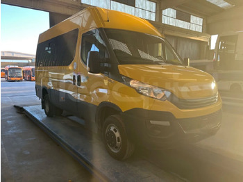 אוטובוס בית ספר IVECO Daily