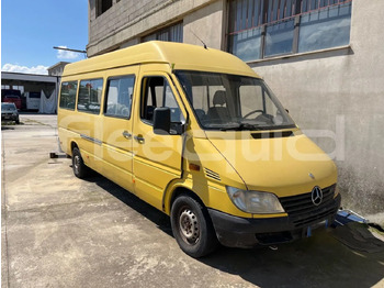 אוטובוס בית ספר MERCEDES-BENZ