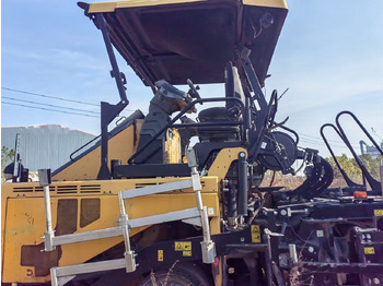 מרצף אספלט Caterpillar AP655: תמונה 2