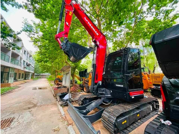 מיני מחפר YANMAR
