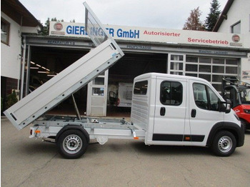 כלי רכב מסחרי מזהיר FIAT Ducato