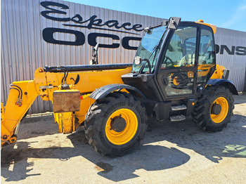 מפעיל טלסקופי JCB