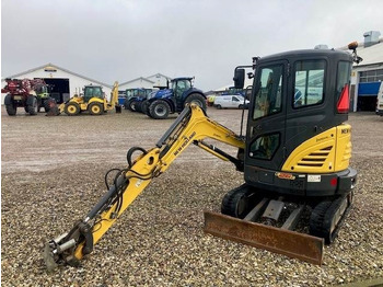 מיני מחפר New Holland E26C minigraver: תמונה 4
