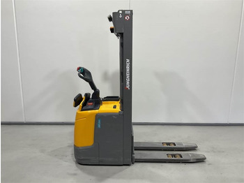 מערים JUNGHEINRICH