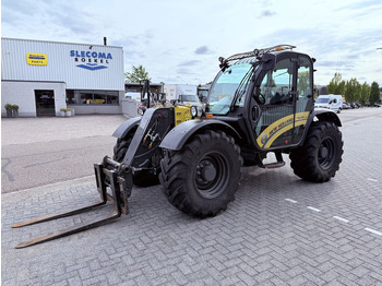 מפעיל טלסקופי NEW HOLLAND