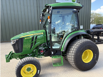 טרקטור קומפקטי JOHN DEERE