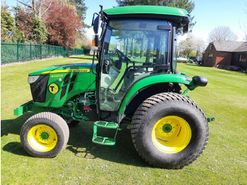 טרקטור קומפקטי JOHN DEERE