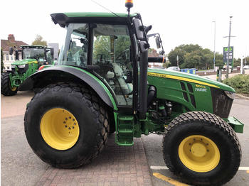 טרקטור חקלאי John Deere 5100R: תמונה 2 טרקטור חקלאי John Deere 5100R: תמונה 2