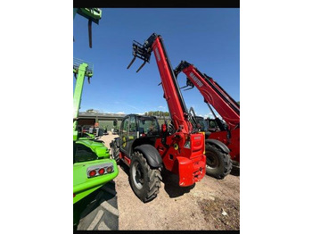 מפעיל טלסקופי MANITOU MT 1335