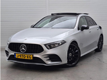 סדאן MERCEDES-BENZ