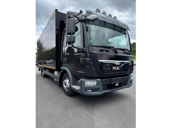 משאית משקאות MAN TGL 12.220