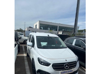 מכונית MERCEDES-BENZ