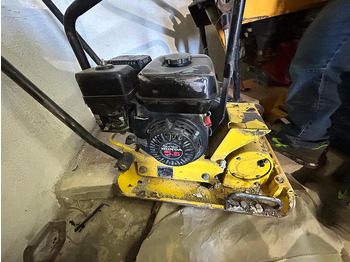 מכונת בנייה WACKER