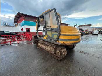 מיני מחפר JCB JS70: תמונה 4