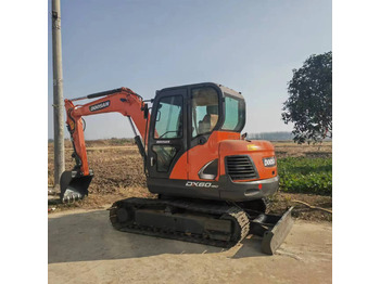 מיני מחפר DOOSAN DX60