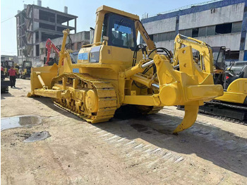 דחפור KOMATSU D155