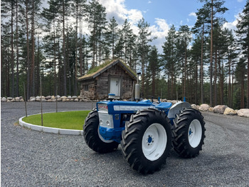 טרקטור חקלאי FORD