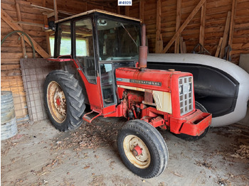 טרקטור חקלאי INTERNATIONAL