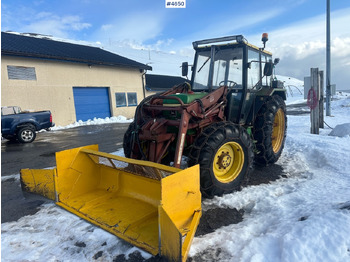 טרקטור חקלאי JOHN DEERE 2040
