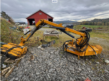 ציוד עיבוד קרקע BOMFORD TURNER