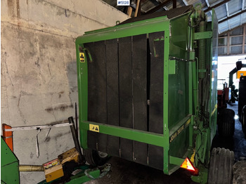 ציוד חציר ומספוא JOHN DEERE