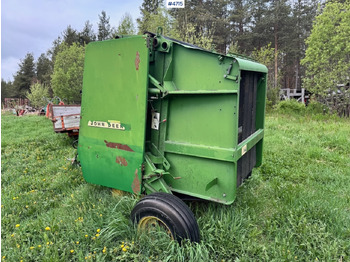ציוד חציר ומספוא John Deere round baler: תמונה 5