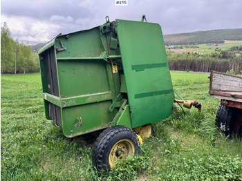 ציוד חציר ומספוא John Deere round baler: תמונה 4