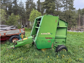 ציוד חציר ומספוא John Deere round baler: תמונה 2