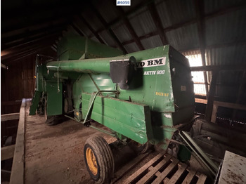 מקצרת קומבינה Volvo BM Aktiv 800 combine harvester: תמונה 4