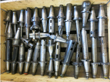 מכונת עיבוד מתכת