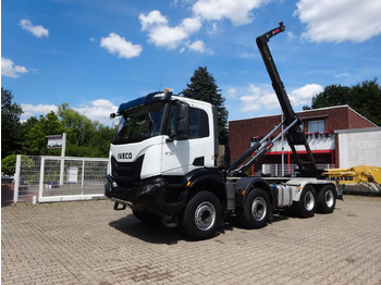 משאית הרמת וו IVECO X-WAY