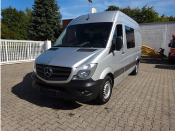 כלי רכב מסחרי עם לוח MERCEDES-BENZ Sprinter 316