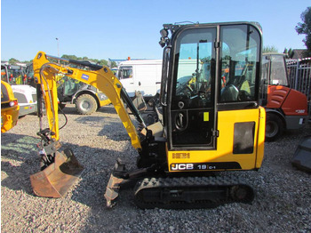 מיני מחפר JCB 19C-1