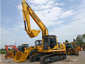 מחפר סורק KOMATSU PC220-8