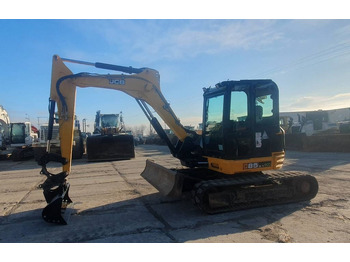 מיני מחפר JCB 85Z-1