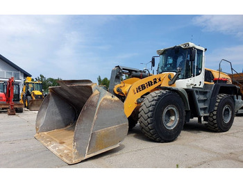 מעמיס גלגלים LIEBHERR L 580